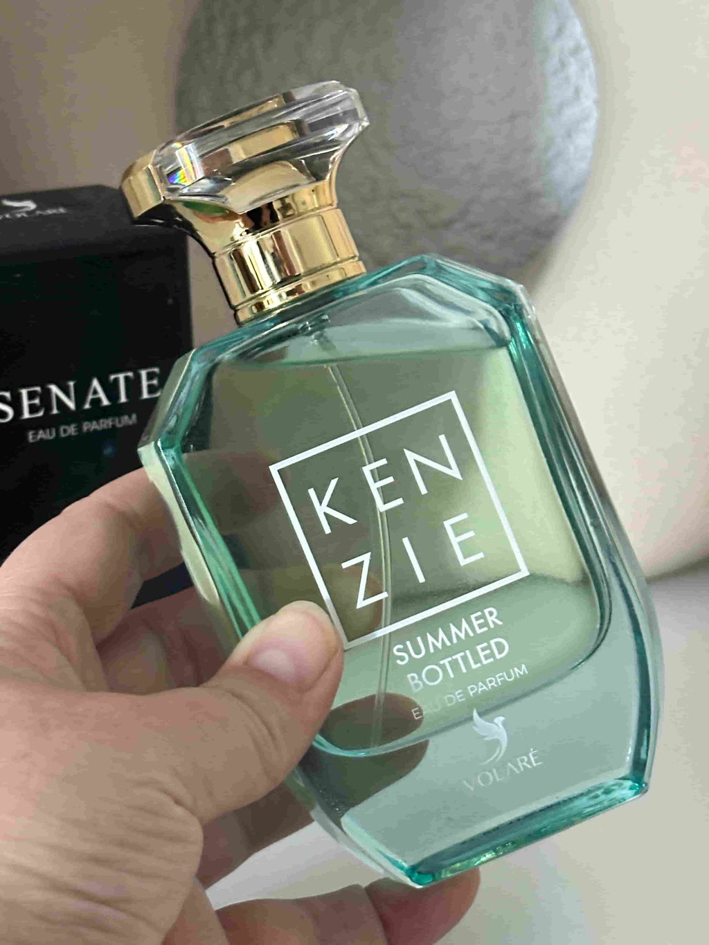 Parfum Coco banane Maldives in a bottle