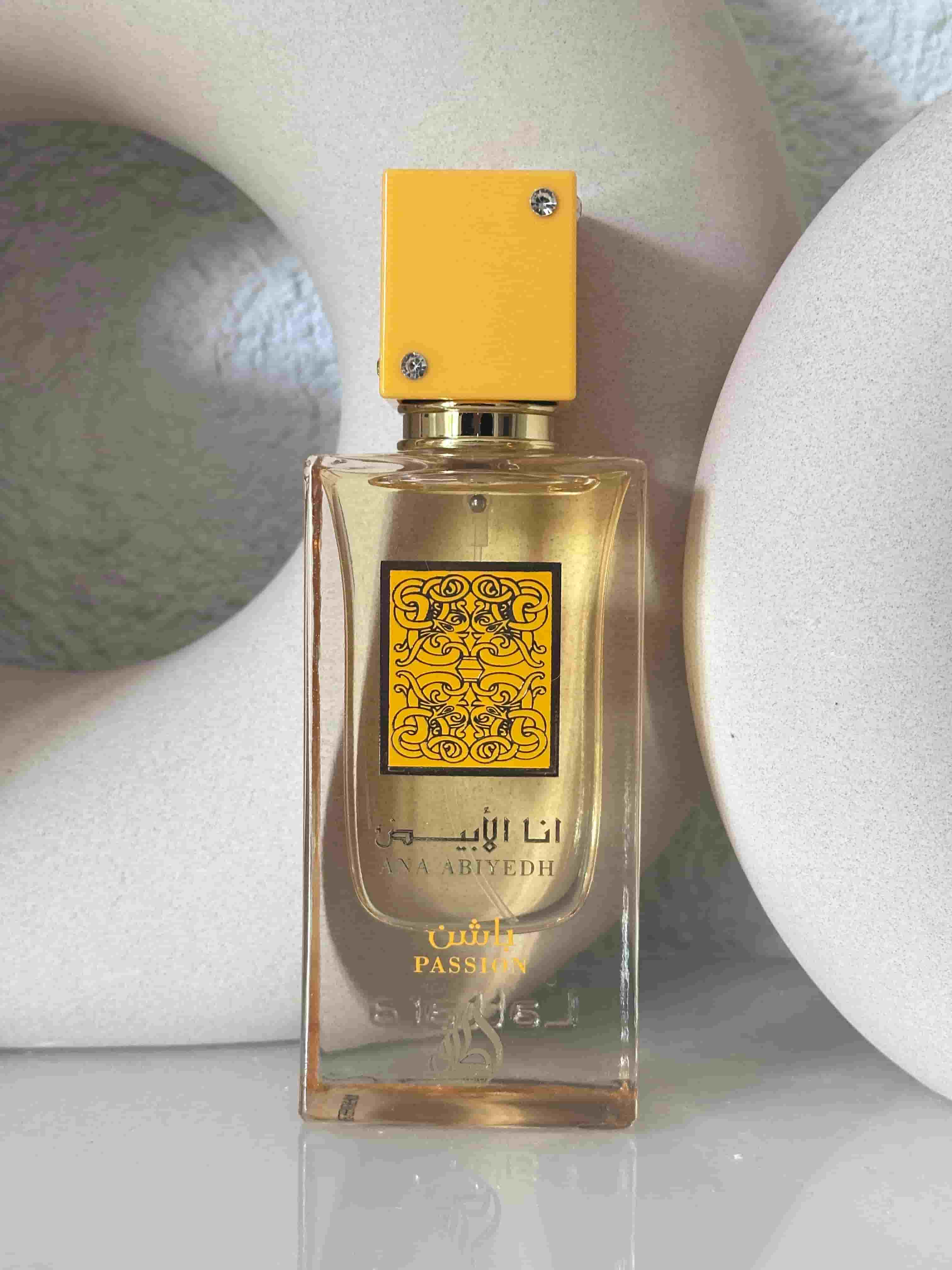 Sillage magnétique et vibrant parfum femme Ana Abiyedh Passion