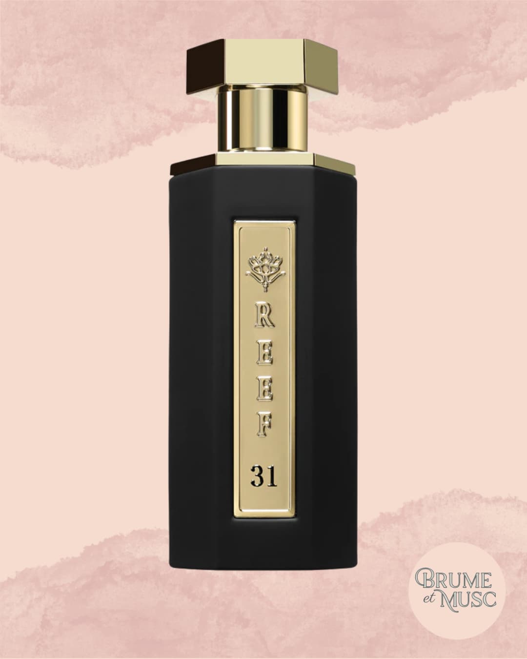  Flacon de parfum Reef 31 sur fond rose